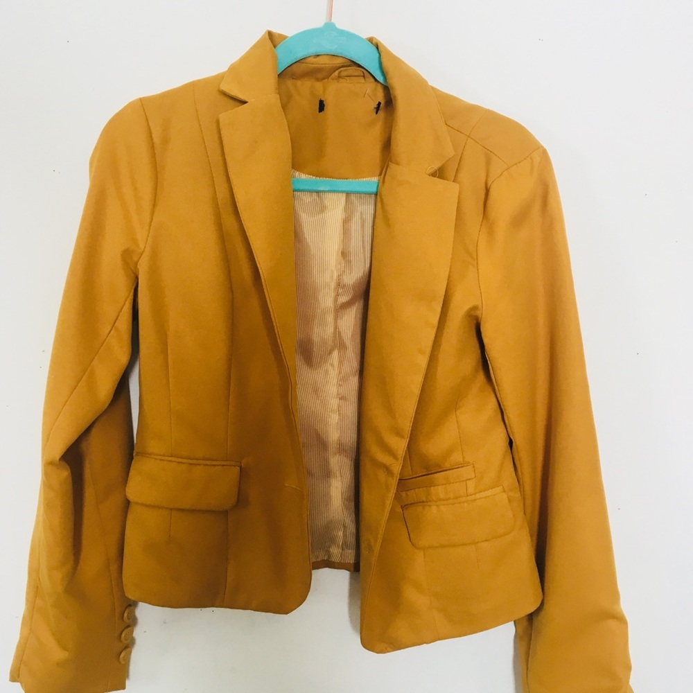 Mustard blazer